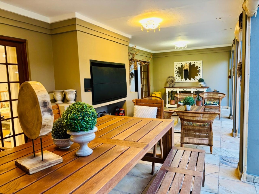 4 Bedroom Property for Sale in Riviera Glen Security Estate Free State